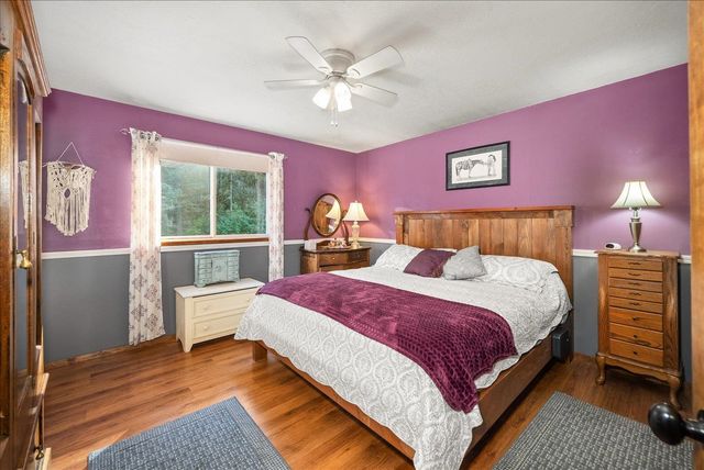 14905 W Maybob Rd, Nine Mile Falls, WA 99026