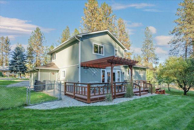 14905 W Maybob Rd, Nine Mile Falls, WA 99026