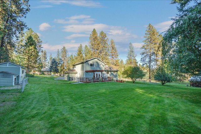 14905 W Maybob Rd, Nine Mile Falls, WA 99026