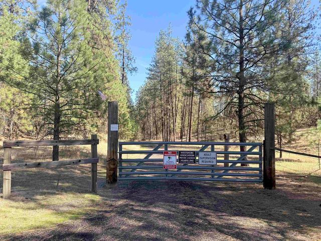 14905 W Maybob Rd, Nine Mile Falls, WA 99026