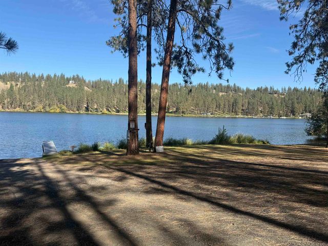 14905 W Maybob Rd, Nine Mile Falls, WA 99026
