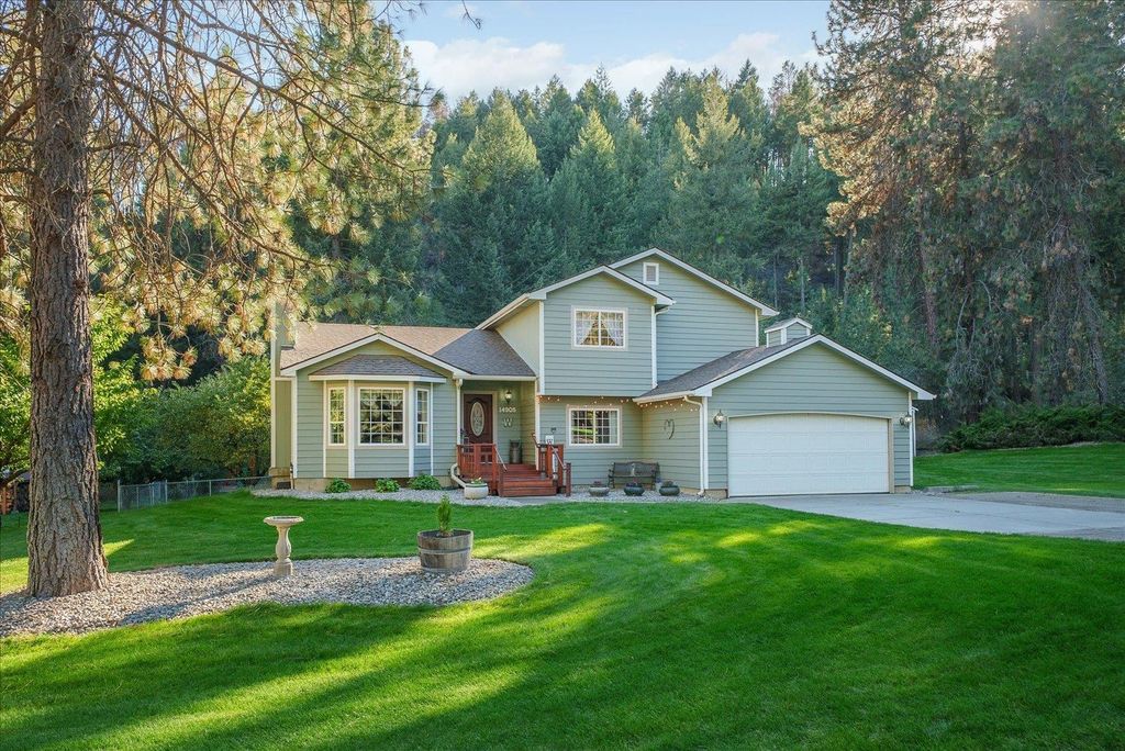 14905 W Maybob Rd, Nine Mile Falls, WA 99026