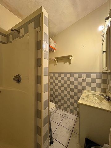 195 Brown St, Attleboro, MA 02703