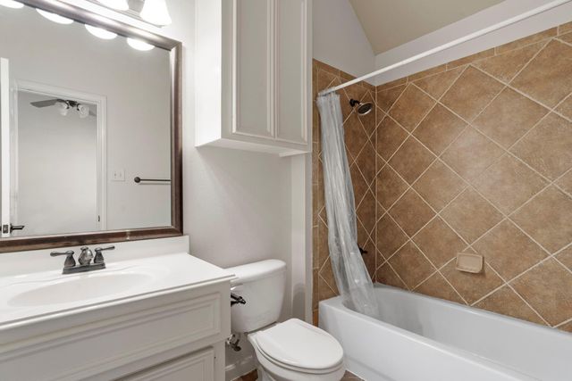 2602 White Falls Drive, Pearland, TX 77584