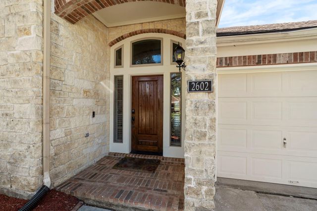 2602 White Falls Drive, Pearland, TX 77584