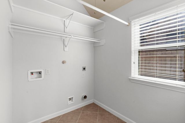 2602 White Falls Drive, Pearland, TX 77584