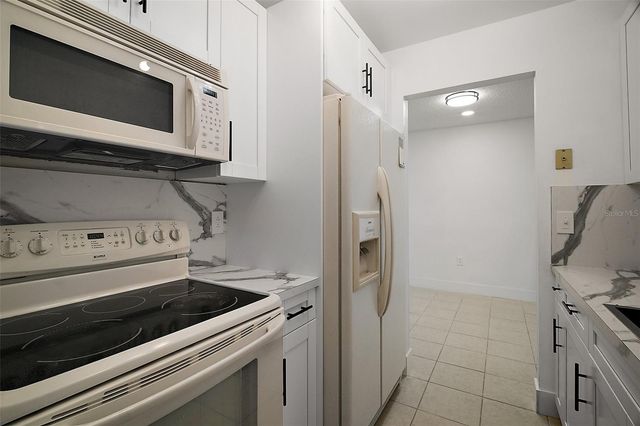 14884 SW 35TH CIRCLE, Ocala, FL 34473