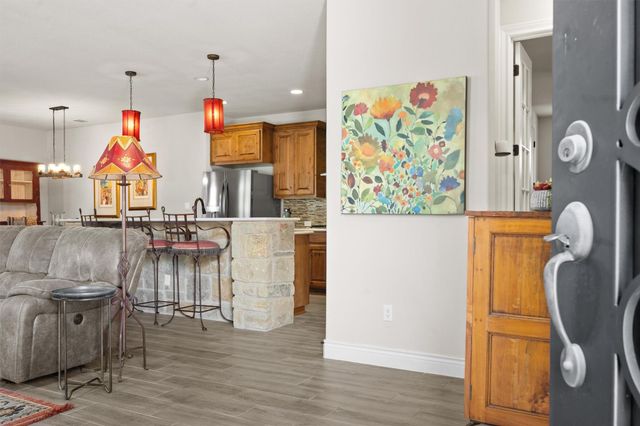 905 Indian Hawthorne DR G, Georgetown, TX 78628
