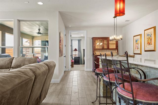 905 Indian Hawthorne DR G, Georgetown, TX 78628