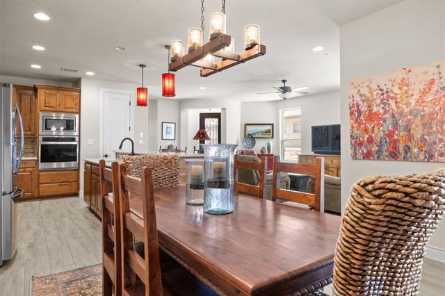 905 Indian Hawthorne DR G, Georgetown, TX 78628