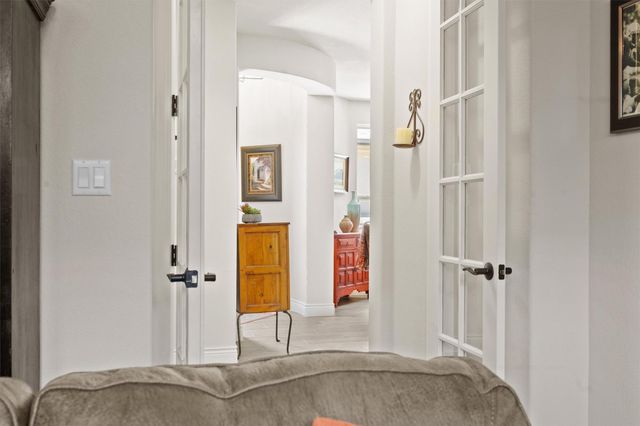 905 Indian Hawthorne DR G, Georgetown, TX 78628