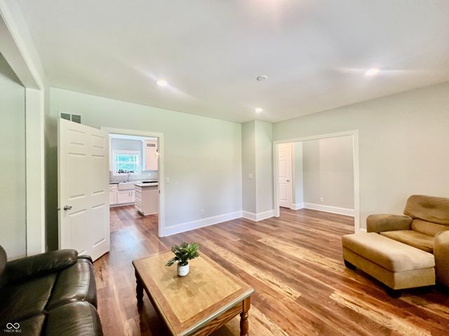 4381 S 550 W, Columbus, IN 47201
