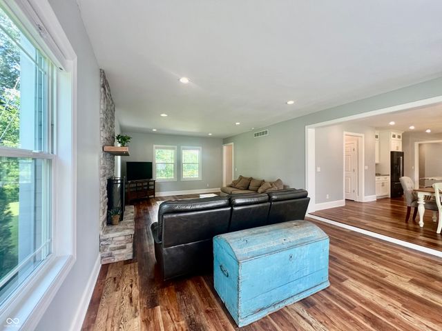 4381 S 550 W, Columbus, IN 47201
