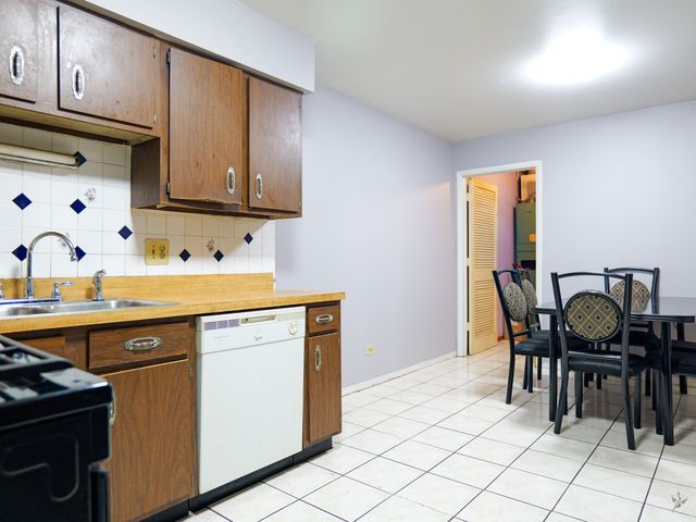 155 Ringneck N, Glendale Heights, IL 60139