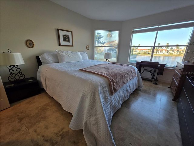 6100 BAHIA DEL MAR CIRCLE 101, St Petersburg, FL 33715