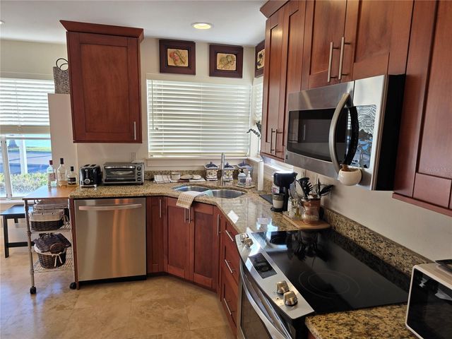 6100 BAHIA DEL MAR CIRCLE 101, St Petersburg, FL 33715