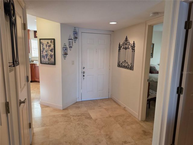 6100 BAHIA DEL MAR CIRCLE 101, St Petersburg, FL 33715
