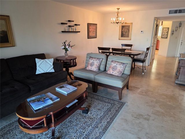 6100 BAHIA DEL MAR CIRCLE 101, St Petersburg, FL 33715