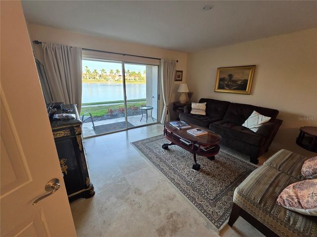 6100 BAHIA DEL MAR CIRCLE 101, St Petersburg, FL 33715