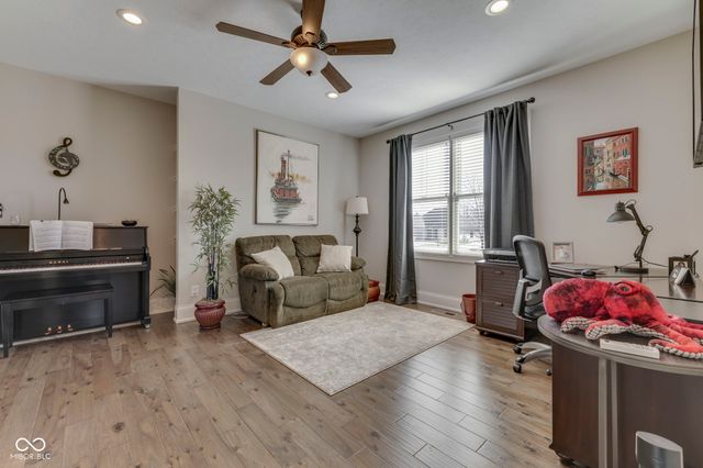 4628 Walnut Court, Bargersville, IN 46106