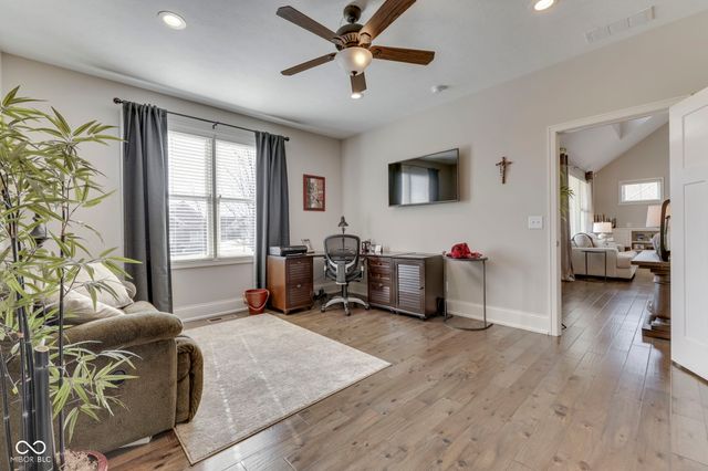 4628 Walnut Court, Bargersville, IN 46106