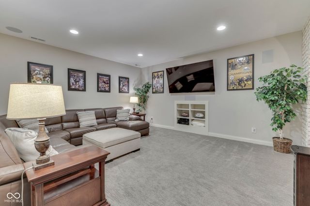 4628 Walnut Court, Bargersville, IN 46106