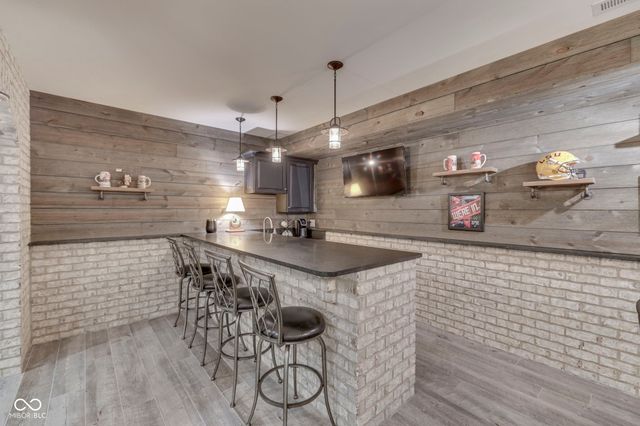 4628 Walnut Court, Bargersville, IN 46106