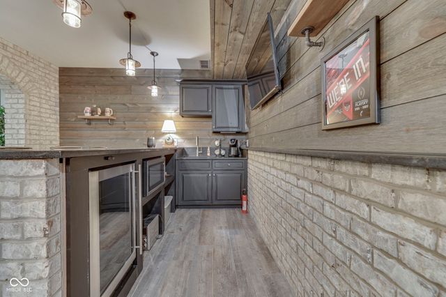 4628 Walnut Court, Bargersville, IN 46106