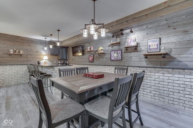 4628 Walnut Court, Bargersville, IN 46106