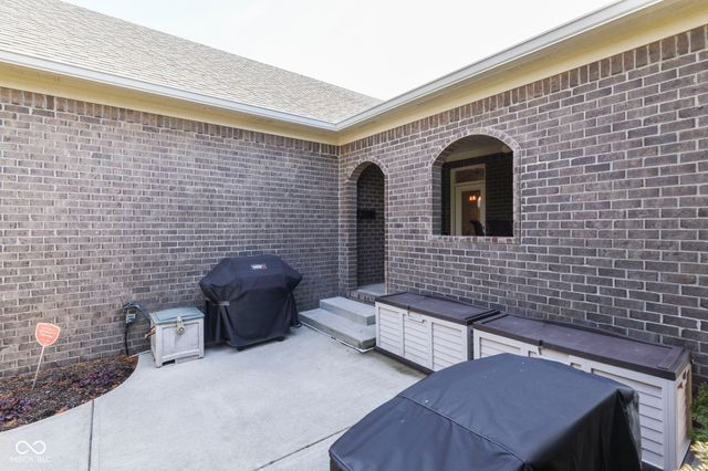 4628 Walnut Court, Bargersville, IN 46106