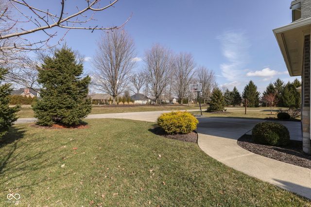 4628 Walnut Court, Bargersville, IN 46106