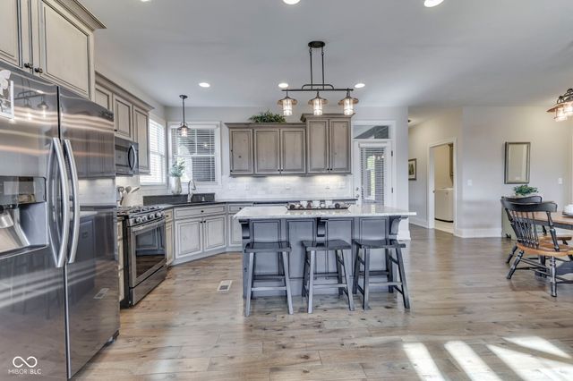 4628 Walnut Court, Bargersville, IN 46106