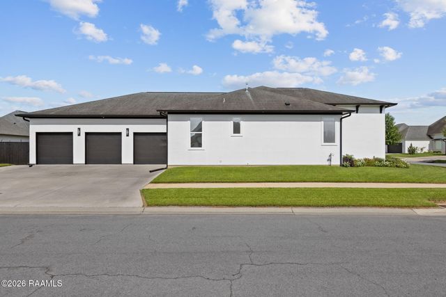 201 Maple Branch Street, Lafayette, LA 70508