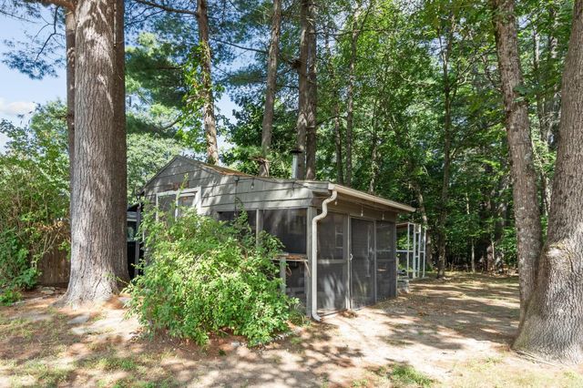 63 Maplewood Dr, Townsend, MA 01469