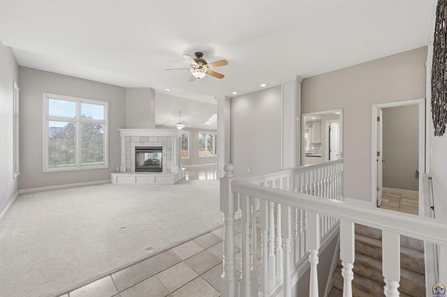 5021 NW Sterling Chase DR, Topeka, KS 66618