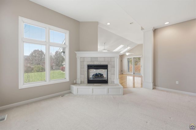 5021 NW Sterling Chase DR, Topeka, KS 66618