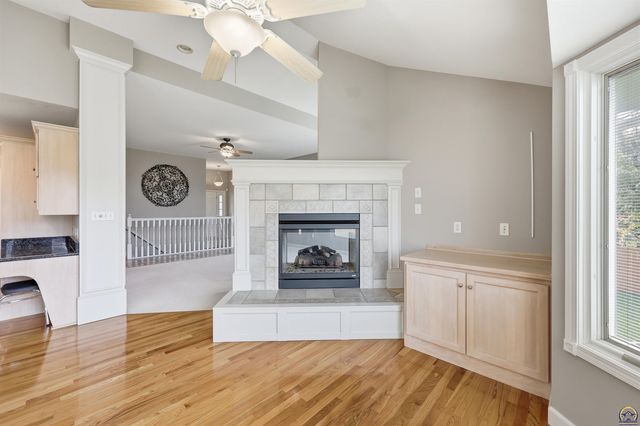 5021 NW Sterling Chase DR, Topeka, KS 66618