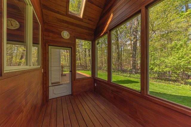 3129 Earlmoore Lane, Ann Arbor, MI 48105