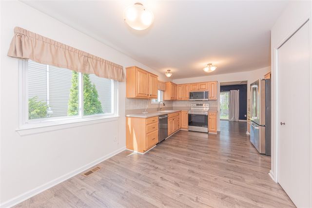 3129 Earlmoore Lane, Ann Arbor, MI 48105