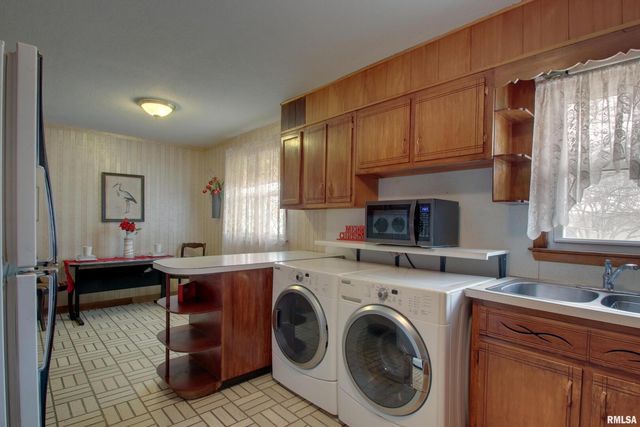 523 TEMPLE Street, Quincy, IL 62305