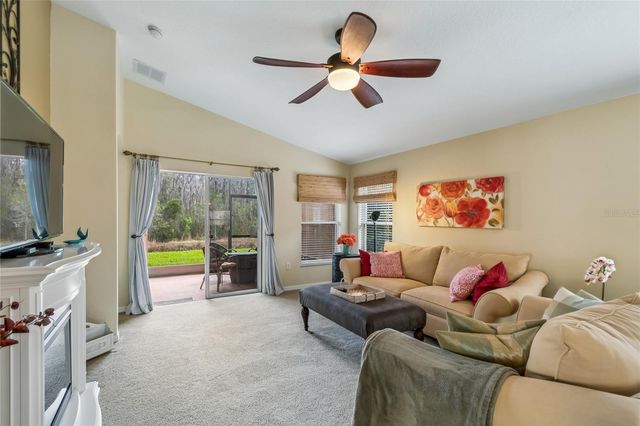 516 GRAND CANAL DR, Poinciana, FL 34759