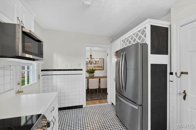646 E Adams Avenue, Kirkwood, MO 63122