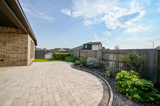 655 Malibu Pines Drive, Katy, TX 77493