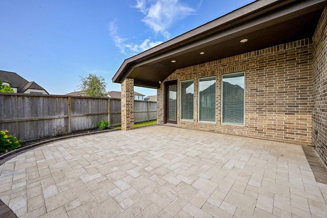 655 Malibu Pines Drive, Katy, TX 77493