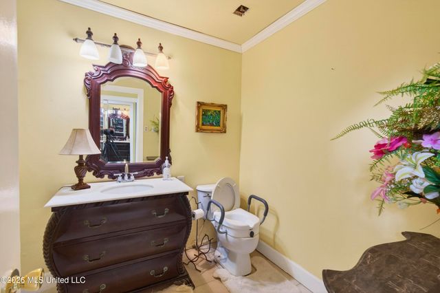 161 Kenmore Avenue, Biloxi, MS 39531