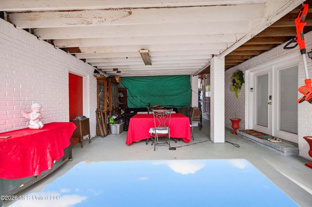 161 Kenmore Avenue, Biloxi, MS 39531