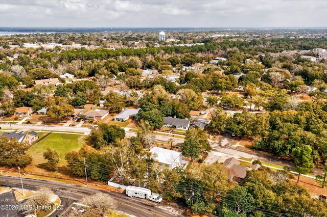 161 Kenmore Avenue, Biloxi, MS 39531