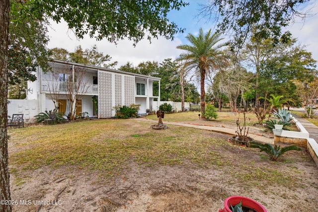 161 Kenmore Avenue, Biloxi, MS 39531