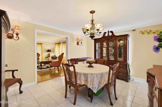 161 Kenmore Avenue, Biloxi, MS 39531