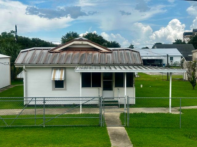 161 Oak D Street, Larose, LA 70373